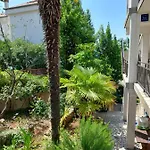 Apartment Dina *