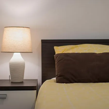 Apartament Dina Malinska