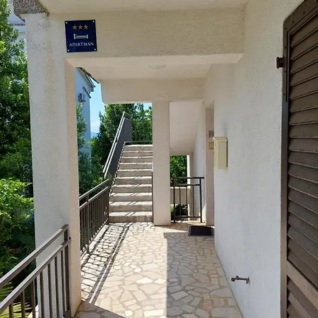 Apartman Dina Malinska