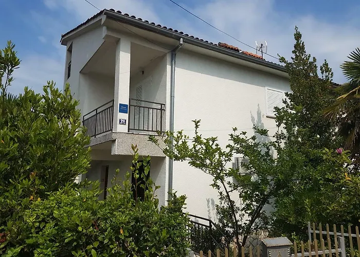 Dina Apartament Malinska