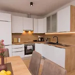 Apartman Dina